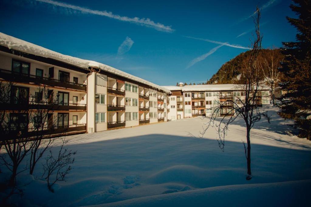 Ferienwohnung App Harmonie Mit Hallenbad Und Sauna By Monicare Seefeld in Tirol Exterior foto